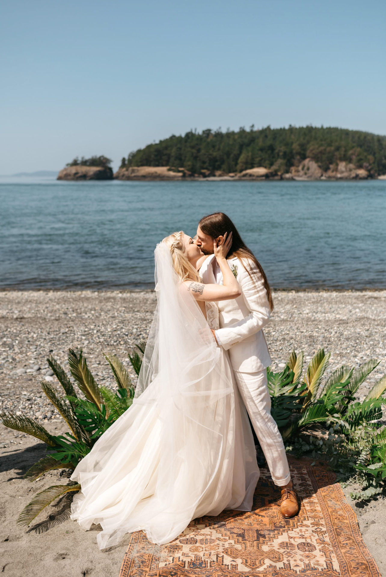 beach wedding